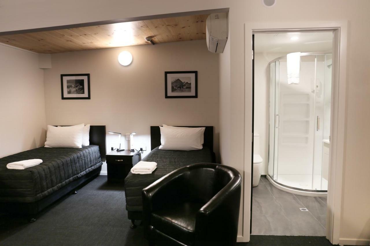 Hotel 24seven