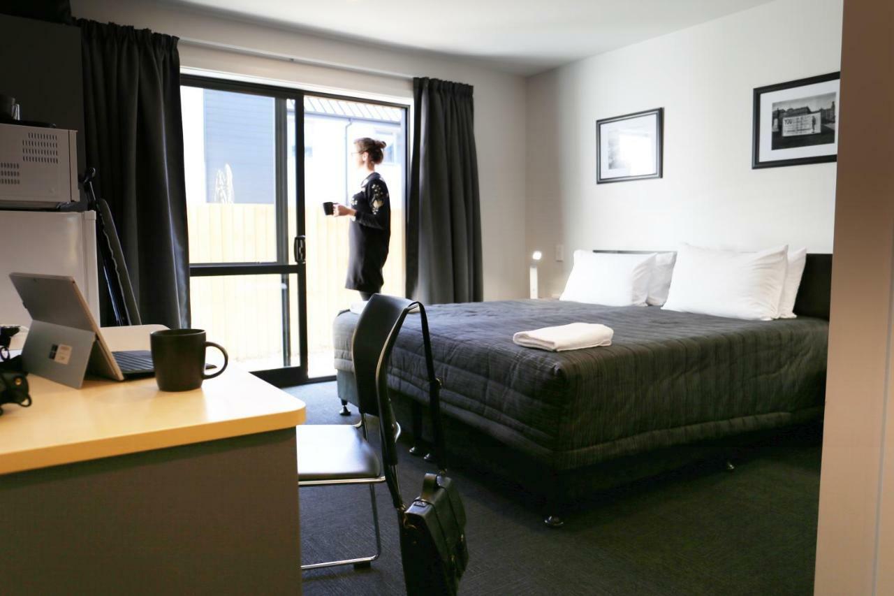 Hotel 24seven 3*