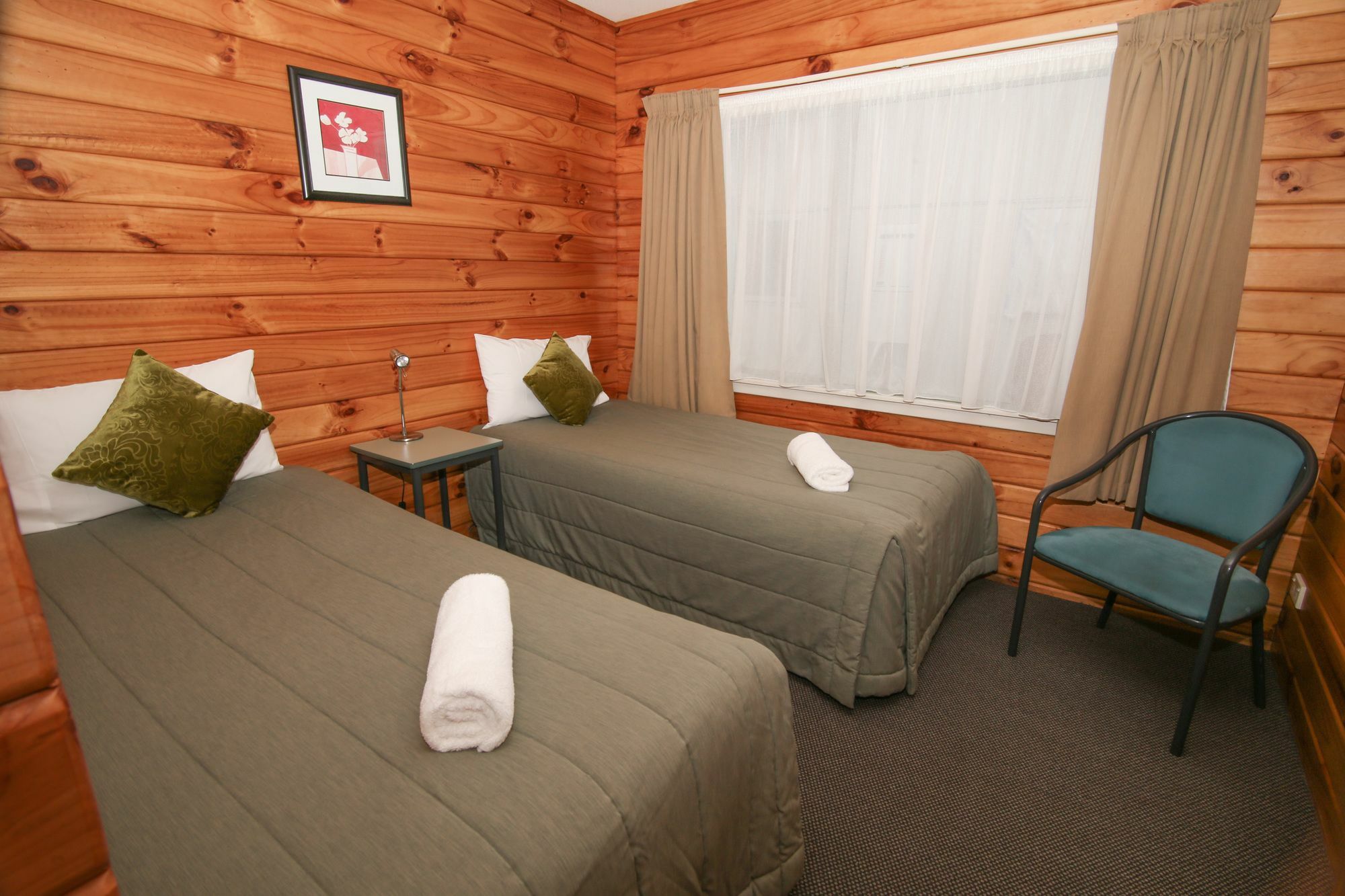 Amber Kiwi & Holiday park 4*