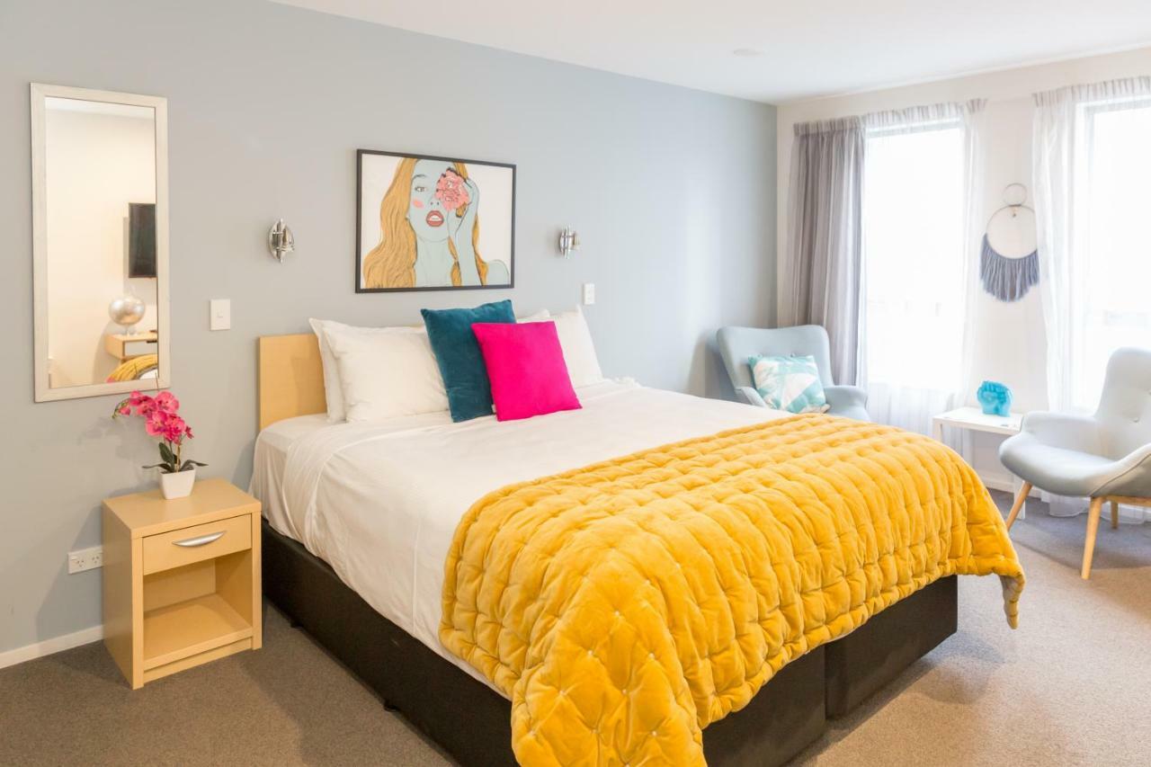 Cathedral Junction Apartment