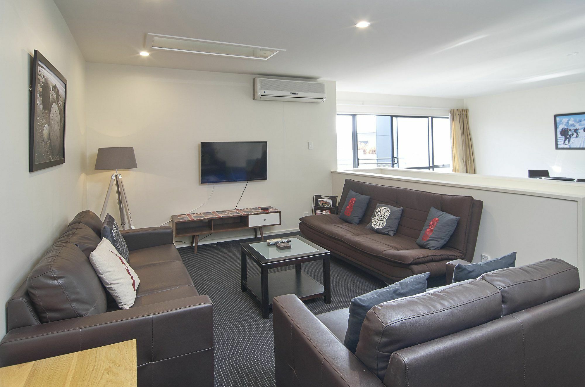Apartment Riccarton Loft - Christchurch Holiday Homes Christchurch