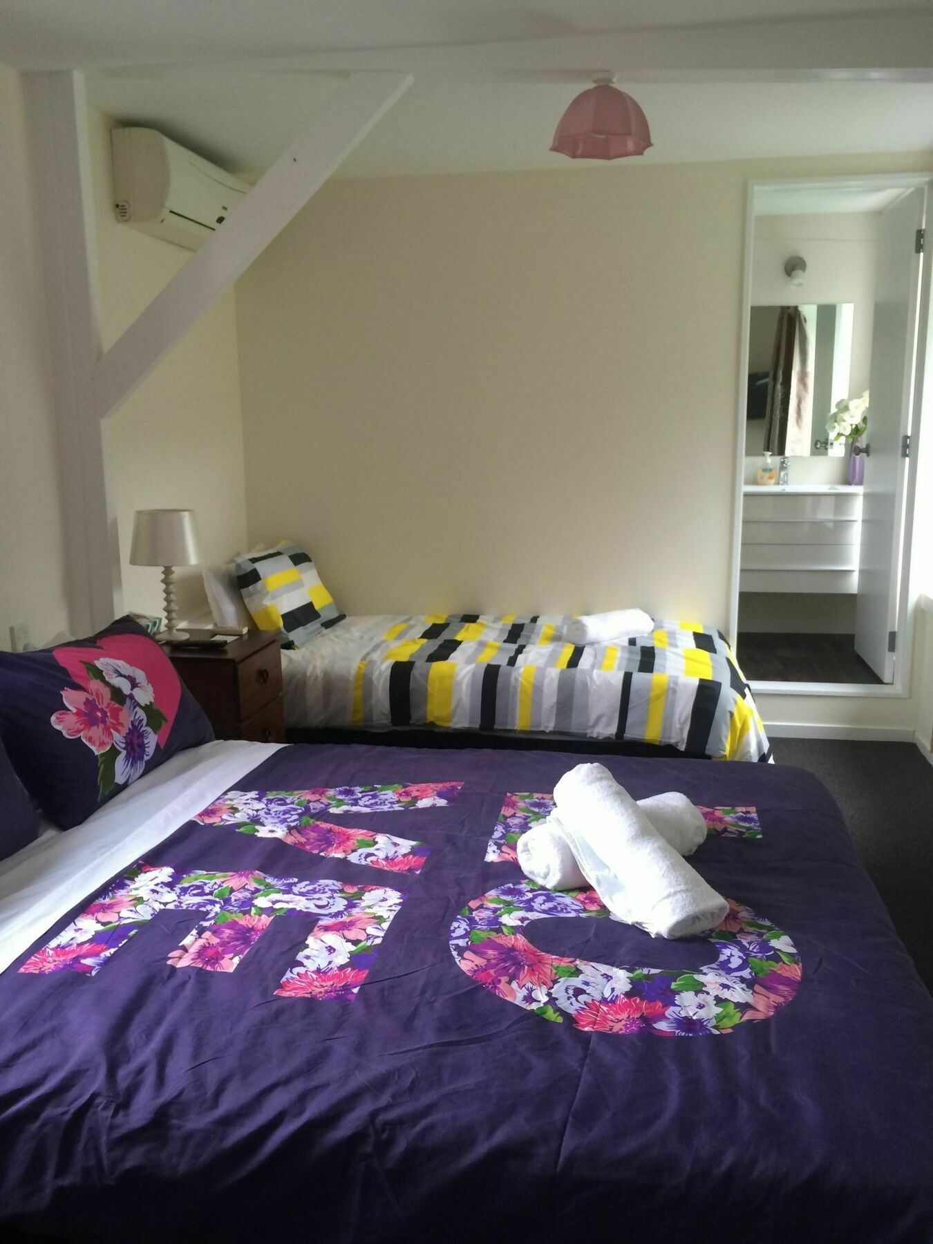 Water Lily Garden Bed & Breakfast Christchurch