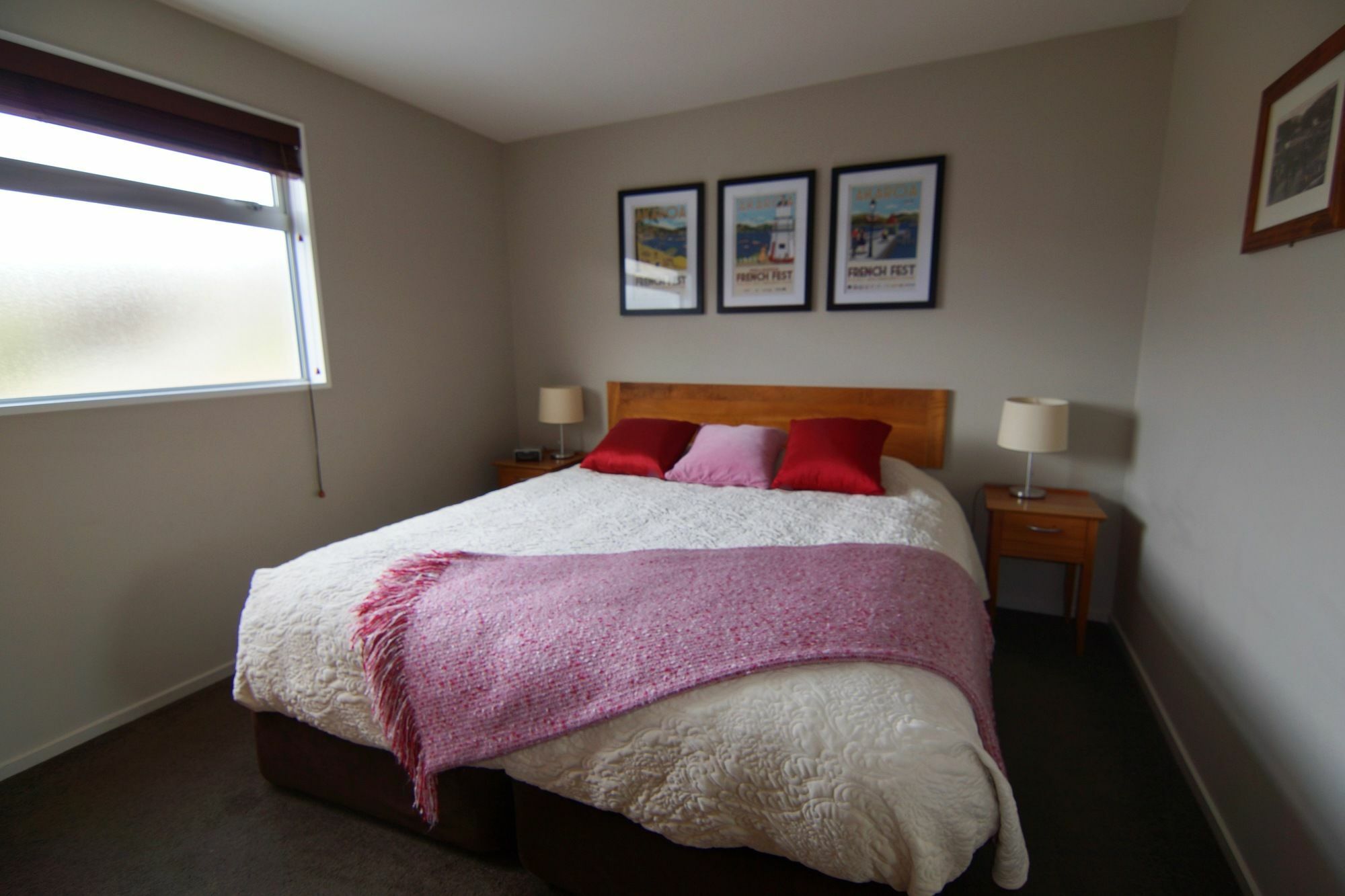 Sumner Bay Motel