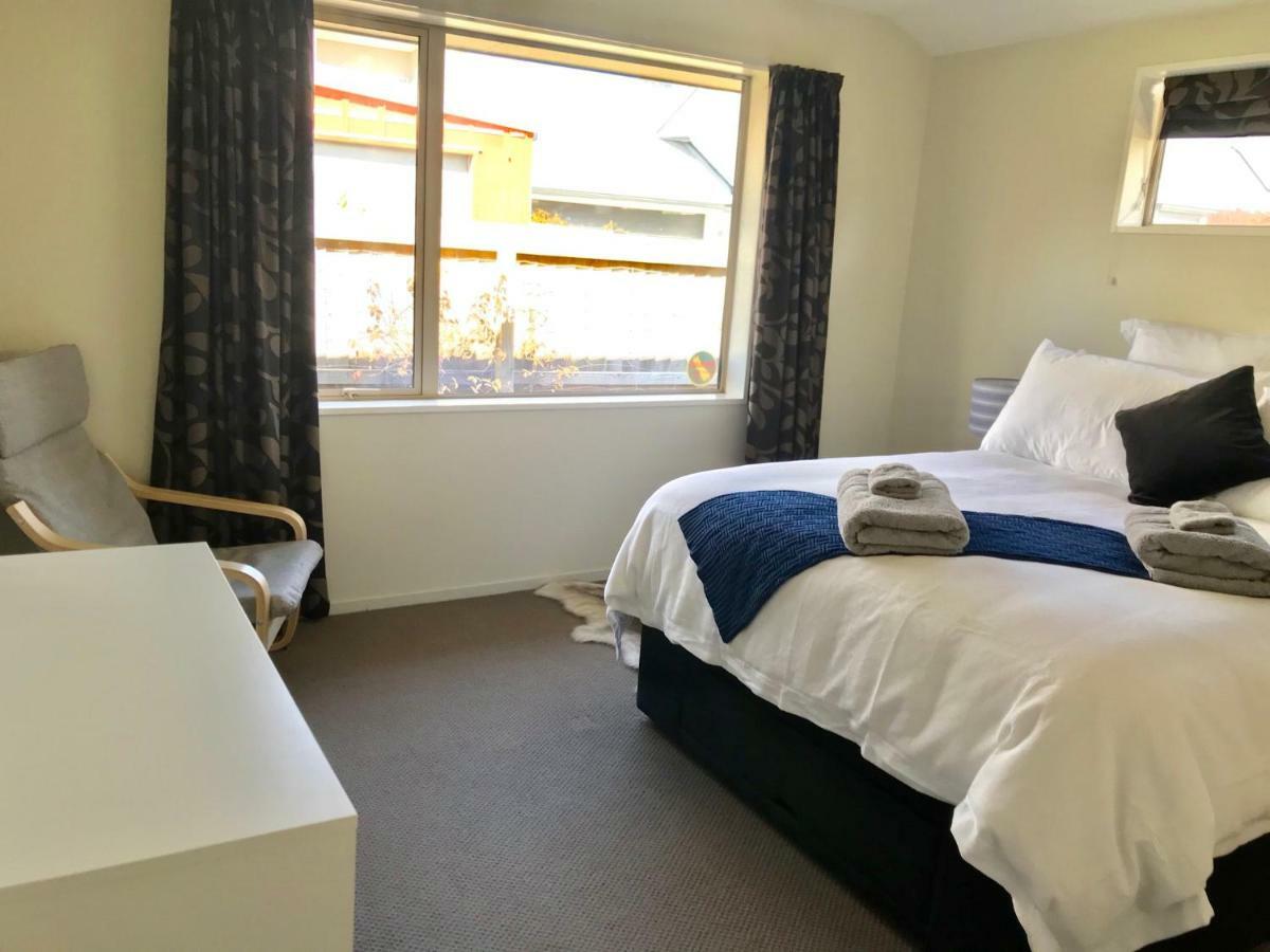 Christchurch City Fringe Family Home Modern Private Room