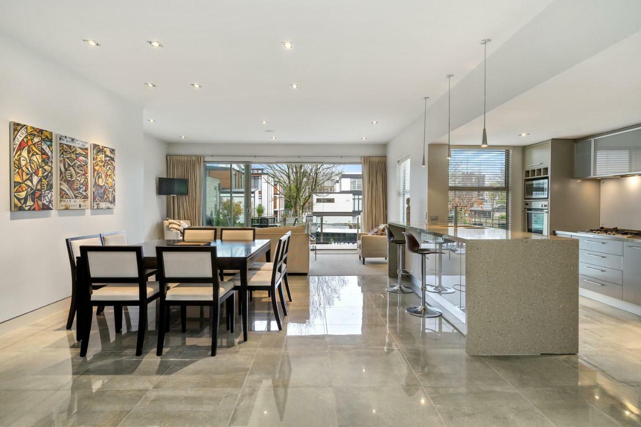Villa Sanctuary On Kilmore Christchurch