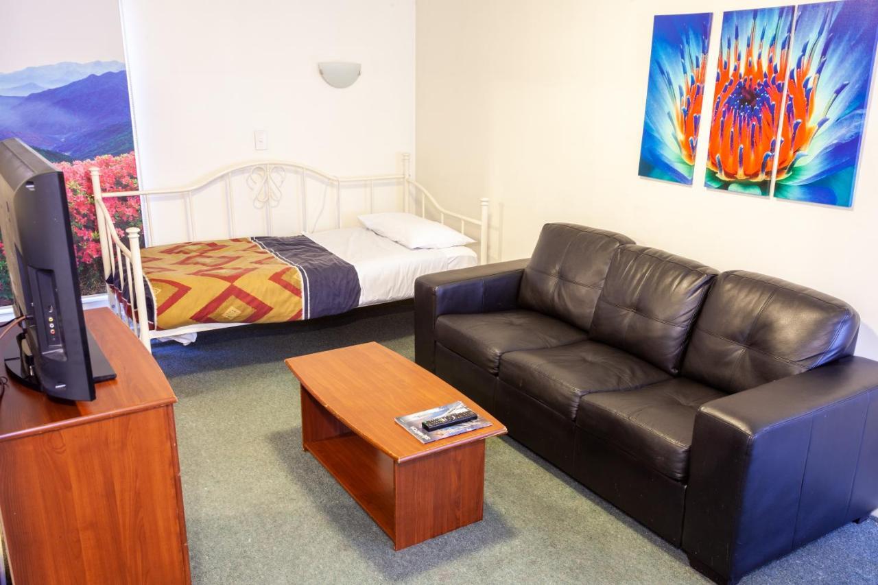 Motel Cherry Tree