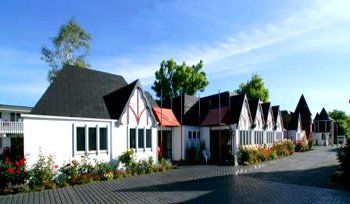 Camelot Motor Motel 4*