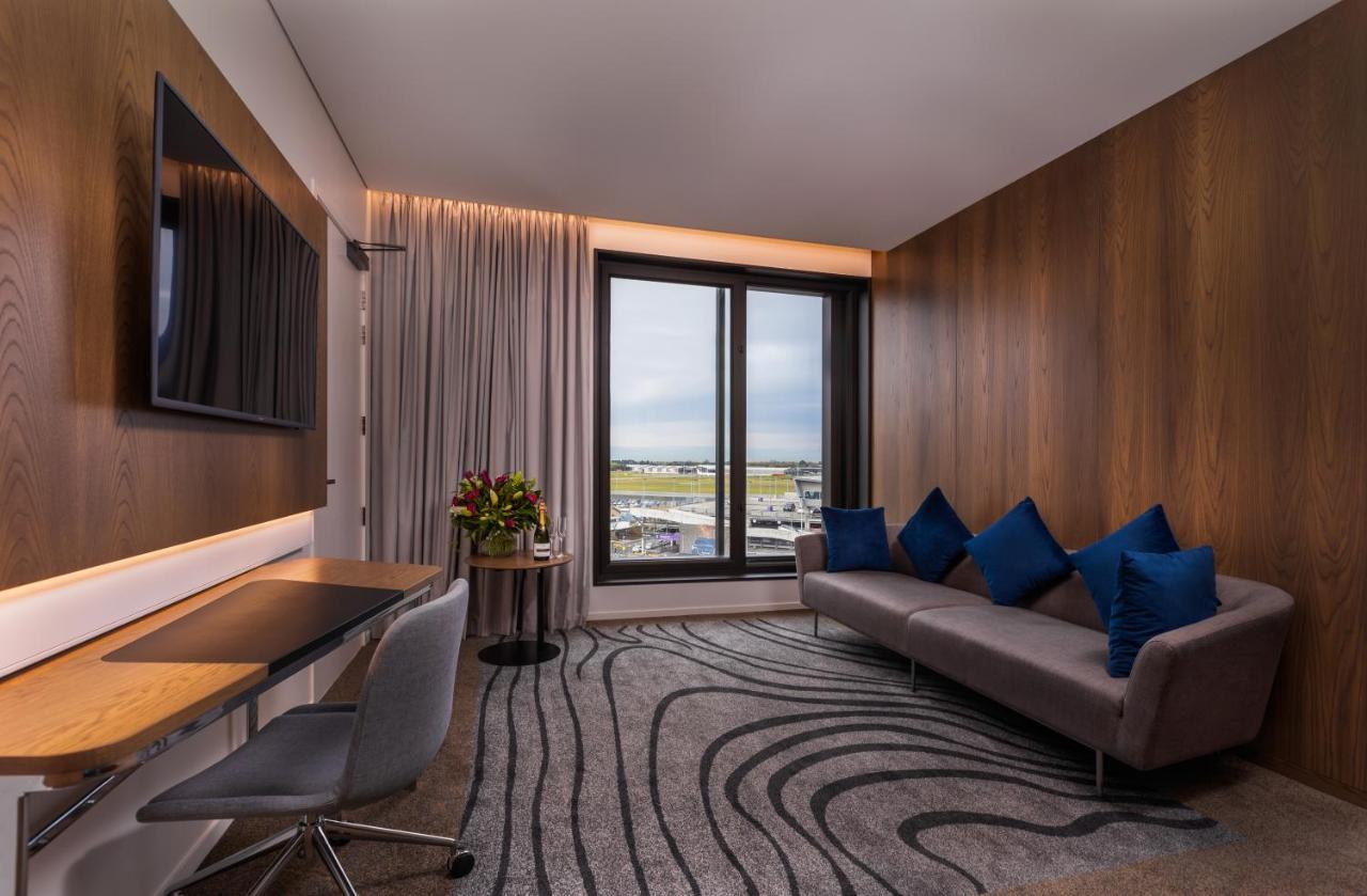 Novotel Airport Hotel