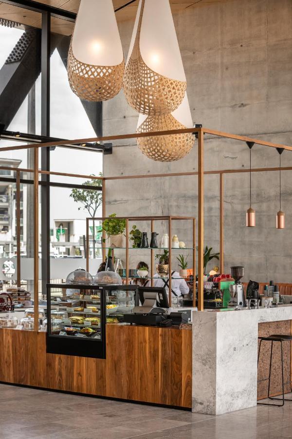 Hotel Novotel Airport