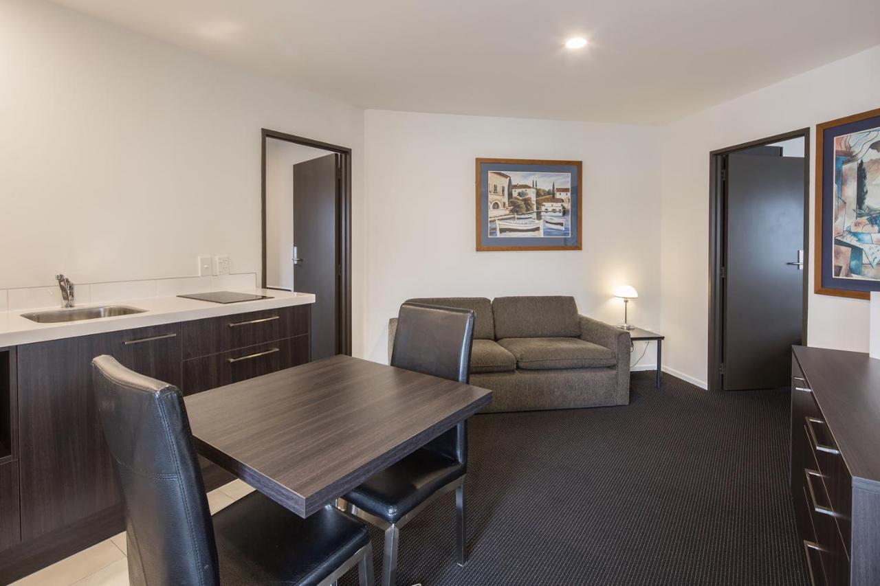 Pavilions Hotel 4*