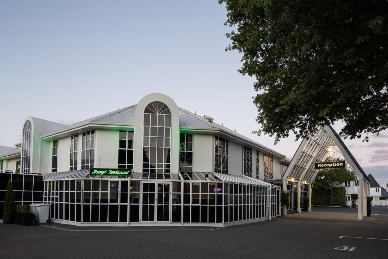 Hotel Pavilions