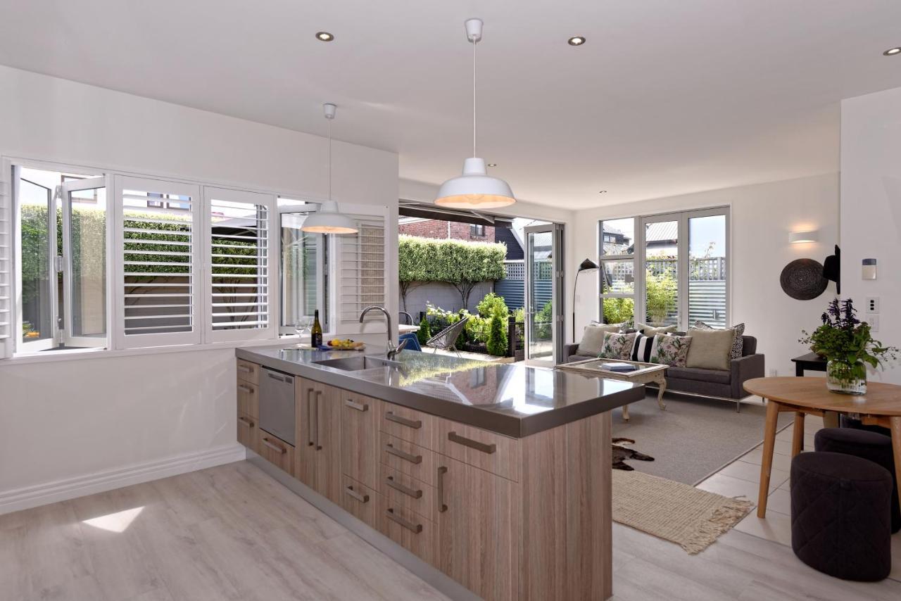 The Gardener's - - * Christchurch