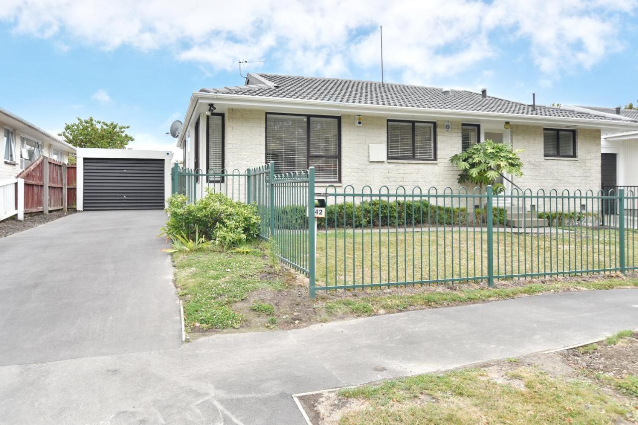 Parkstone - Homes Holiday home