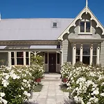 Lilac Rose Boutique Bed And Breakfast