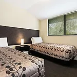 Quality Suites Amore
