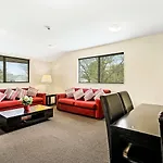 Quality Suites Amore