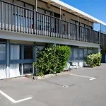 Merivale Court Motel & Apartments