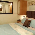 Purple-Der House Accommodation