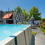 Camelot Motor Lodge