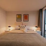 Vibrant Central City Apartment