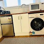 Cozy Fully Equipped Unit 12 Noon Check In
