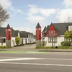 Camelot Motor Lodge