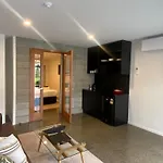 Southwark Hotel & Apartments