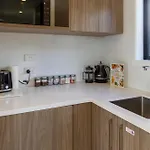 Avon Haven City Escape - 1 Bed 1 Bath