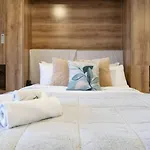 Luxury Studio Cbd