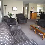 Addington Bed And Breakfast