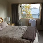 Aroha Riccarton Bed And Breakfast