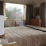 Aroha Riccarton Bed And Breakfast