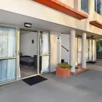 Arena Motel