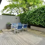 Hagley Apartment - Christchurch Holiday Homes