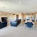 Alpha Motel