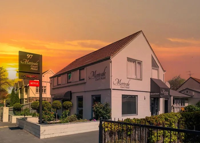 Merivale Court Motel & Apartments