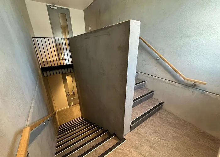 Top Floor Luxury City Central W Sunny Balcony