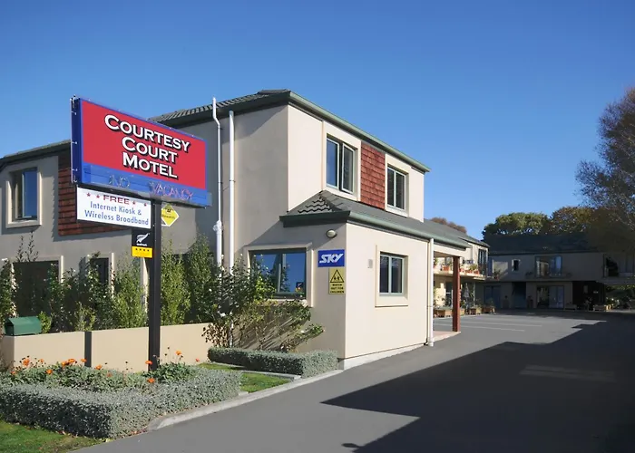 Courtesy Court Motel