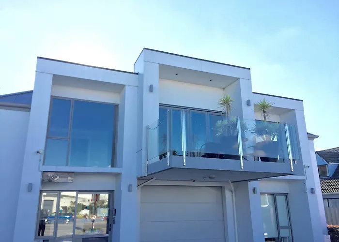 Alpha Motel