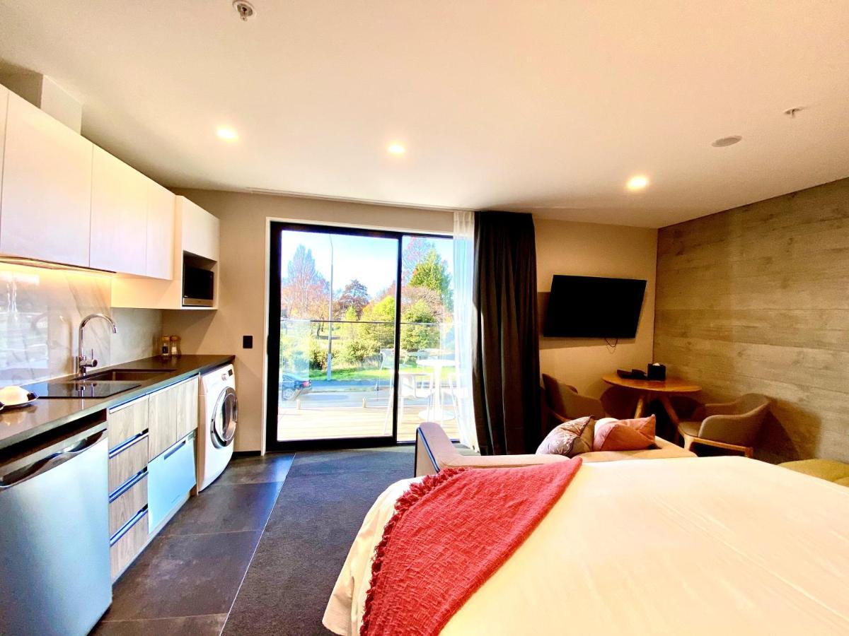 Hotel Whitewood Suites Inner City Luxury 5*