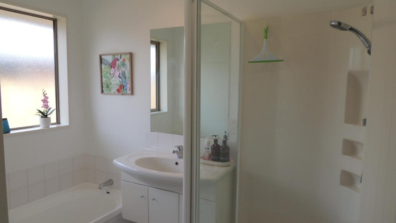 Airport, Motorway, Shopping Handy Holiday home Christchurch