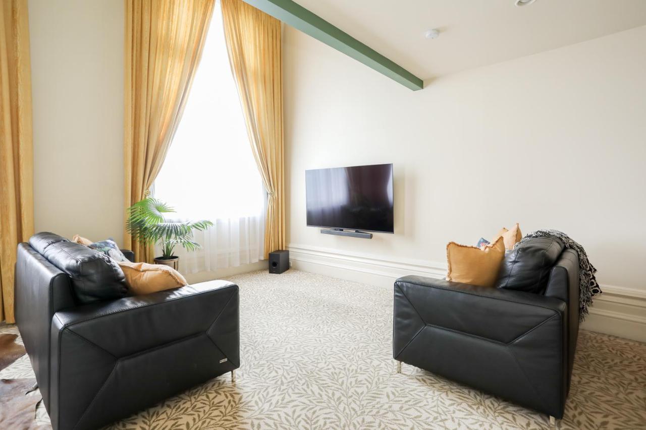 Ogb Suites