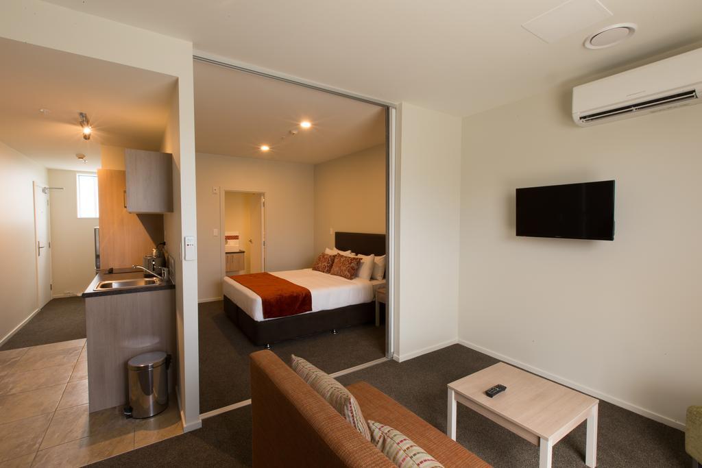 Ramada By Wyndham