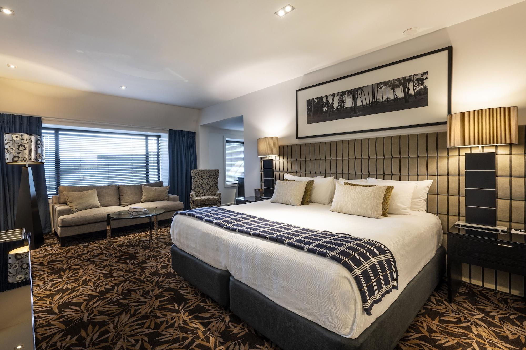 The George 5*