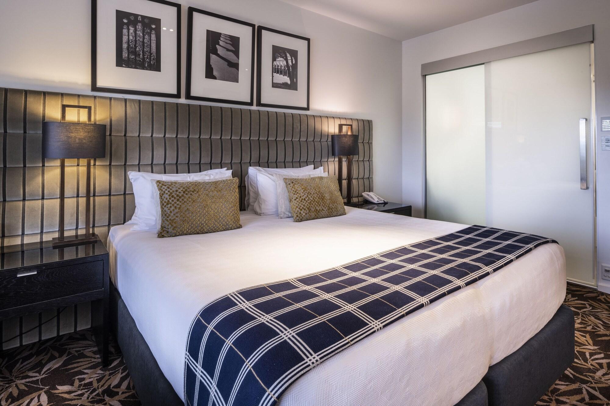 Hotel The George