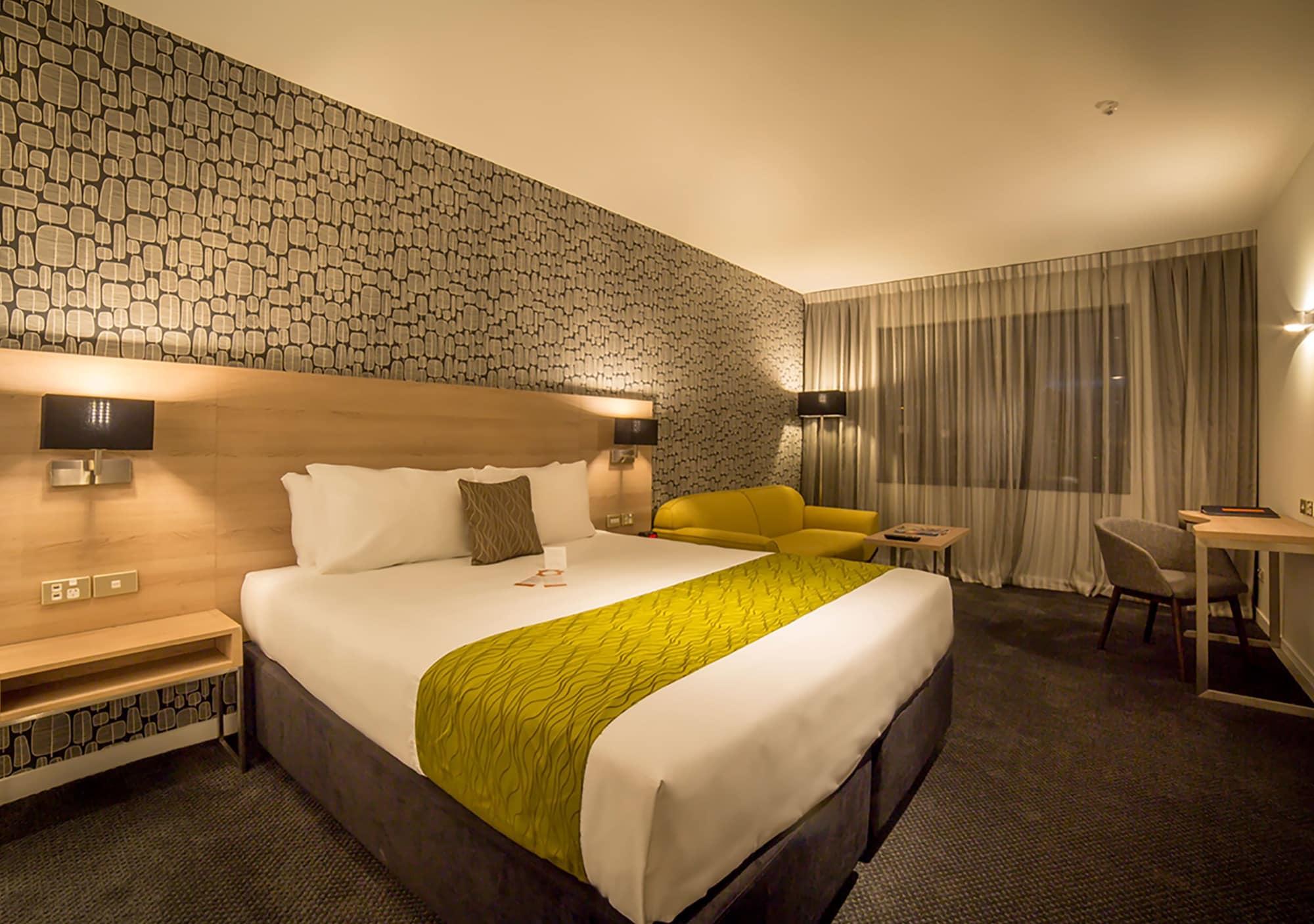 Hotel Sudima Airport