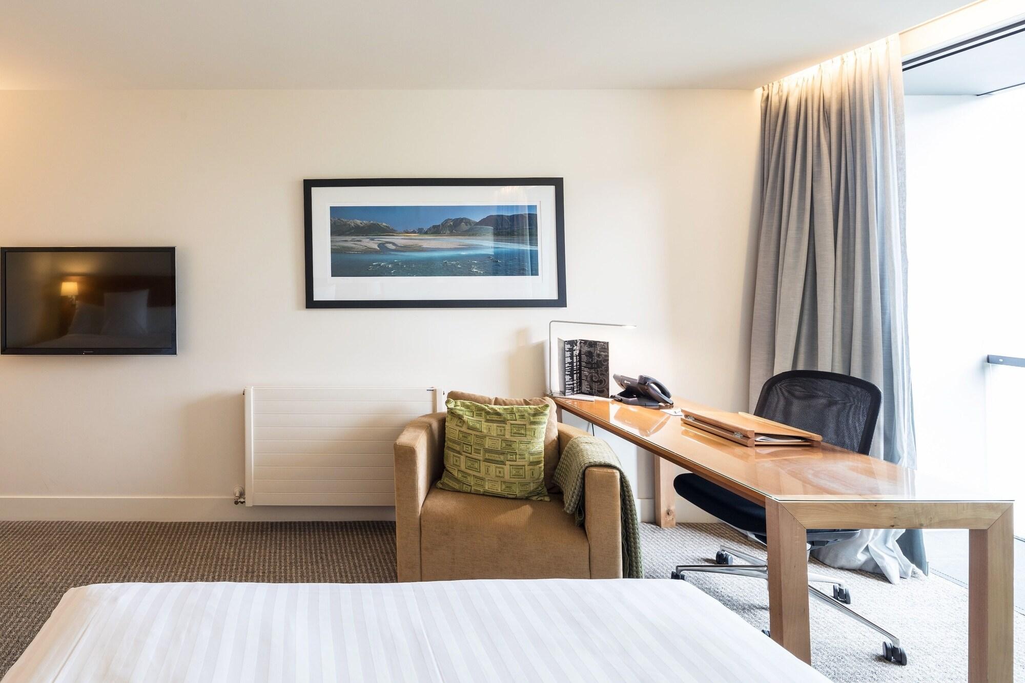 Hotel Commodore Airport 4*