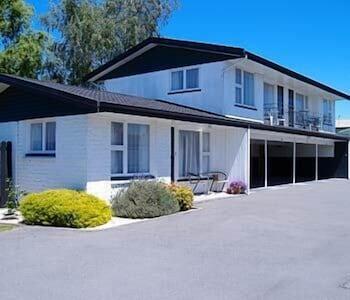 Belle Bonne Motel