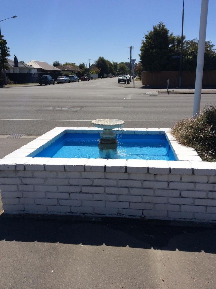 Belle Bonne 3* Christchurch