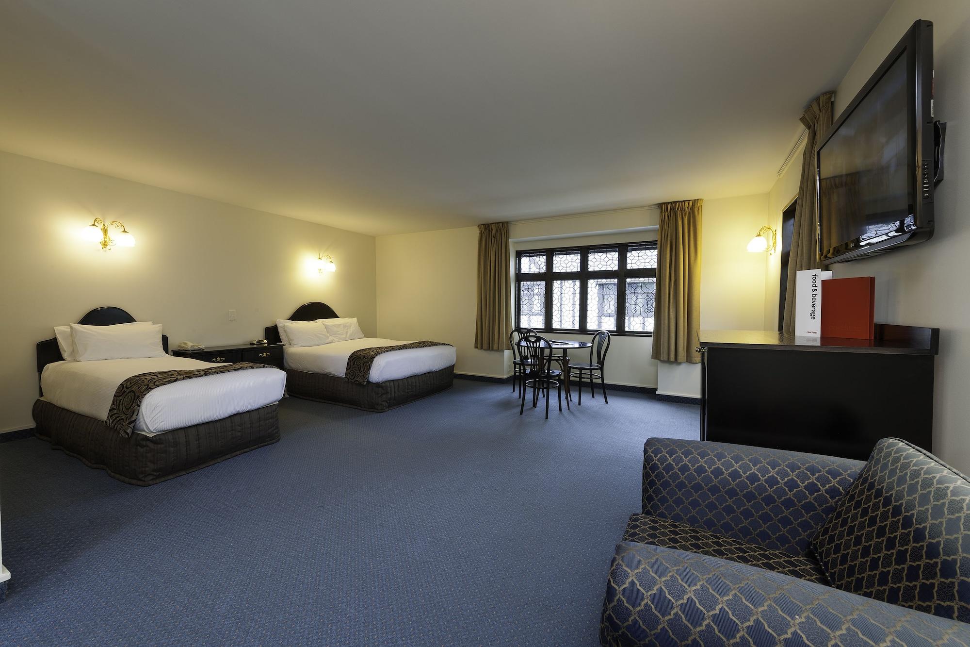 Scenic Cotswold Hotel 4*